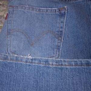 Levi boot cut jeans size 24 m